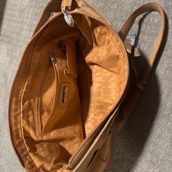 FURLA HANDBAG - Picture 2 of 6